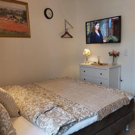 Zimmer Donaustrand Leiben Bagian luar foto