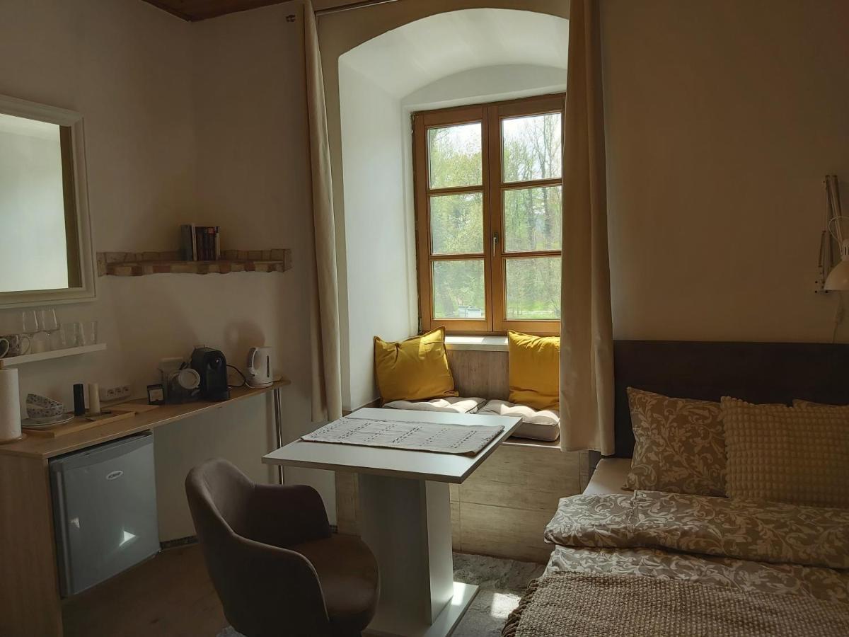 Zimmer Donaustrand Leiben Bagian luar foto