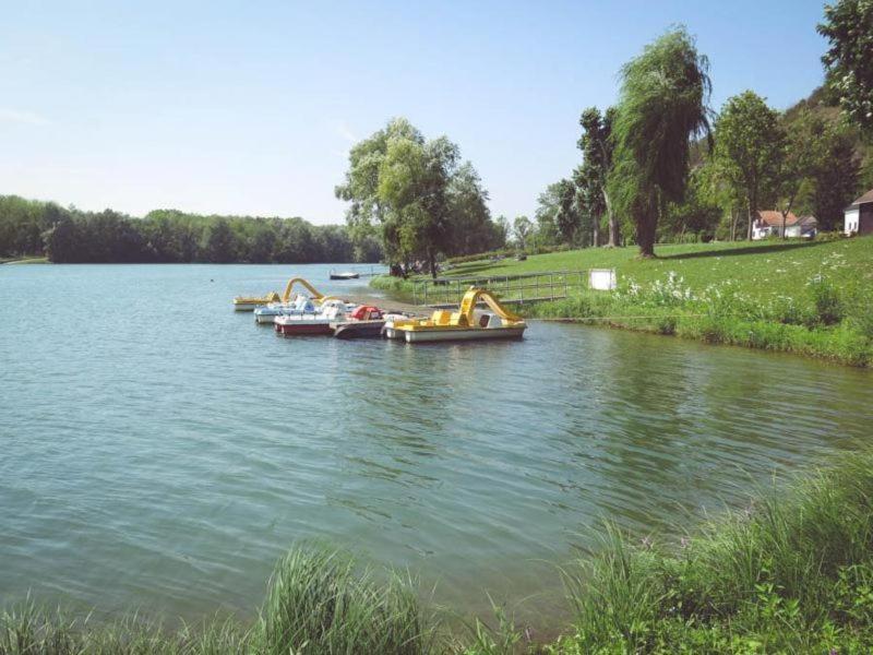 Zimmer Donaustrand Leiben Bagian luar foto
